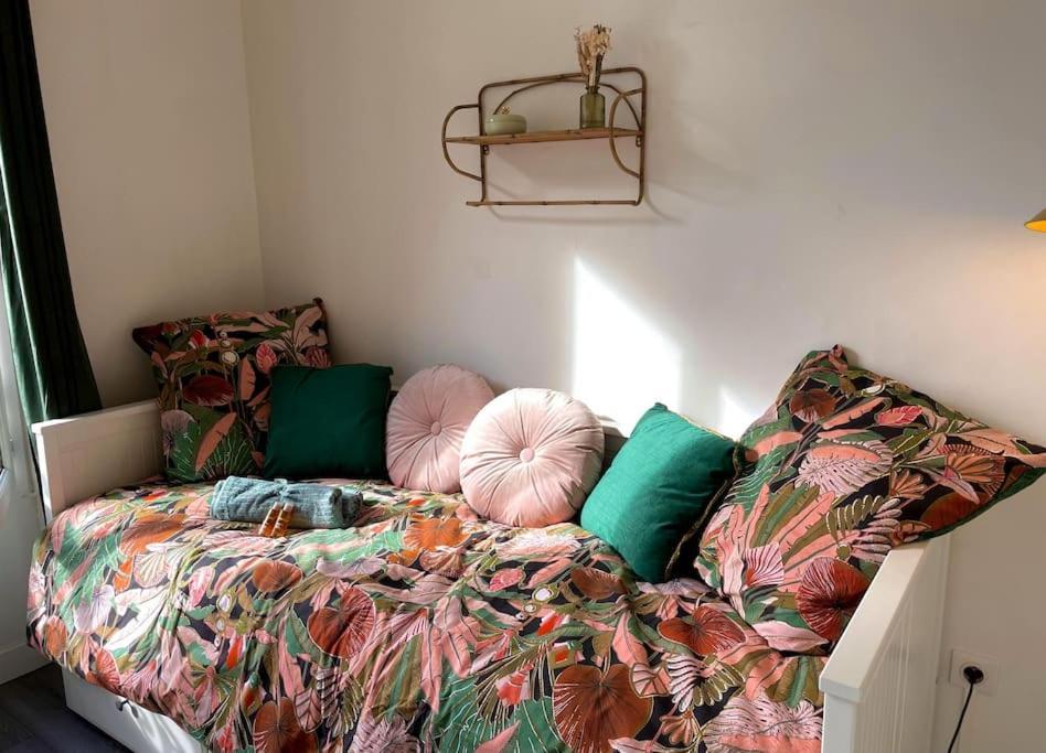 Charming Bright Sunny Studio Near Canal St Martin París Exterior foto
